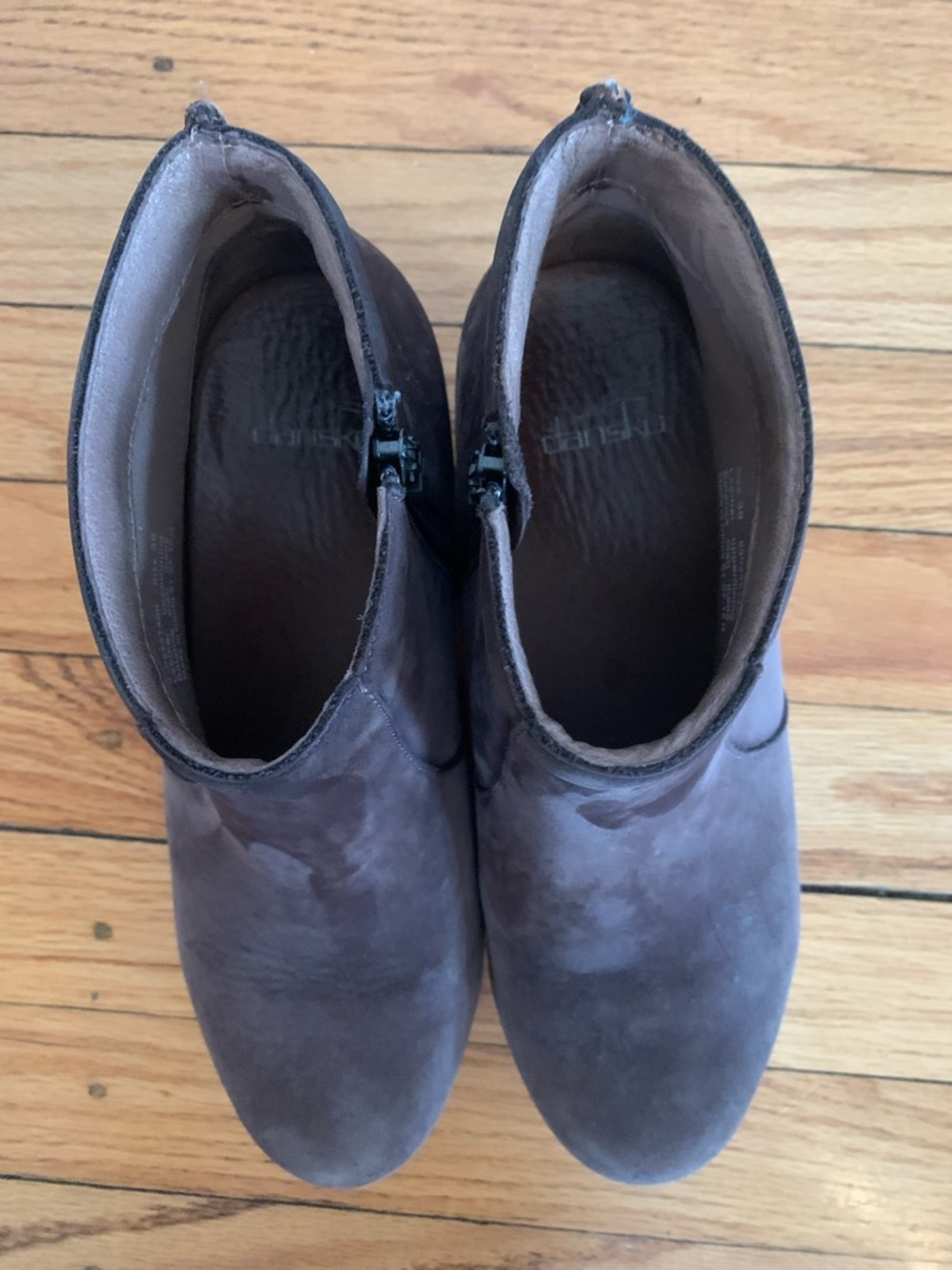 Dansko Maria 38 Brown Ankle Booties - Picture 4 of 7